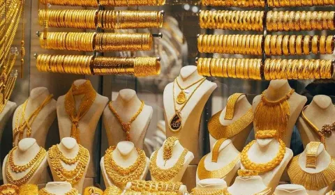 سعر الذهب في مصر اليوم الجمعة 16 أكتوبر 2026.. سجل عيار 24 مستوى 7,352 جنيه بزيادة 30.39