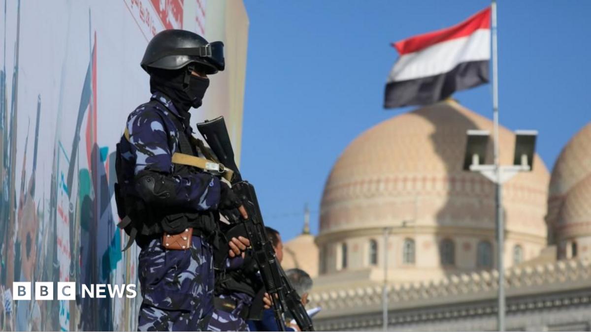 انفجار يهز مطار الرياض ويُخلي المبنى وسط تصاعد الهجمات الحوثية