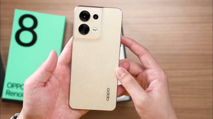 إمكانيات رهيبة بسعر خيالي .. أسعار ومواصفات هاتف Oppo Reno 8 5G في مصر والسعودية والإمارات