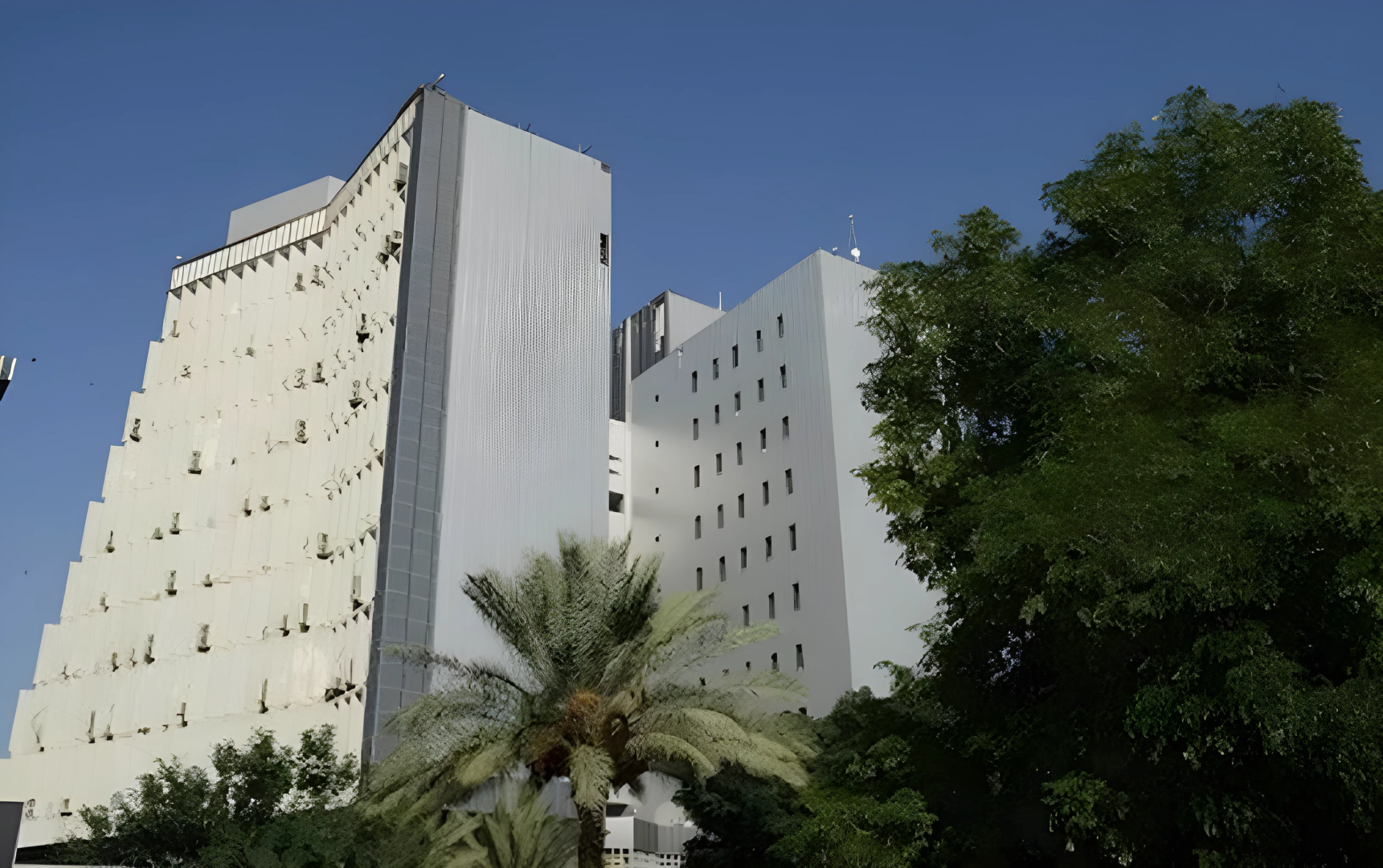 "المالية العراقية" تُعلن إيقاف نقل خدمات الموظفين بين الوزارات.. بالوثيقة