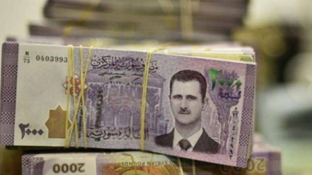 تواصل الارتفاع.. سعر الليرة السورية مقابل الدولار اليوم الجمعة 3 يناير 2025