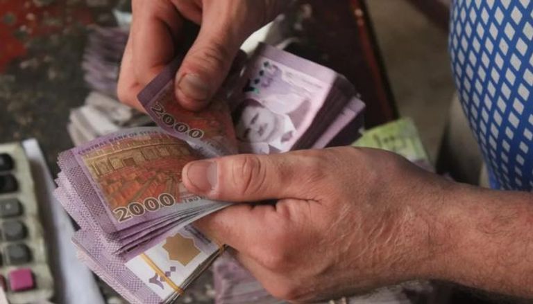سعر الليرة السورية اليوم في السوق.. ترتفع من جديد