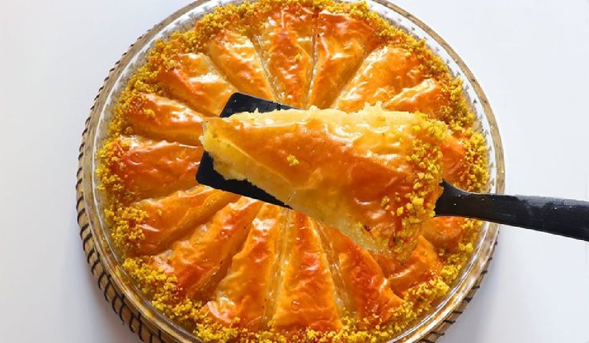 كيكة الجلاش الذهبية