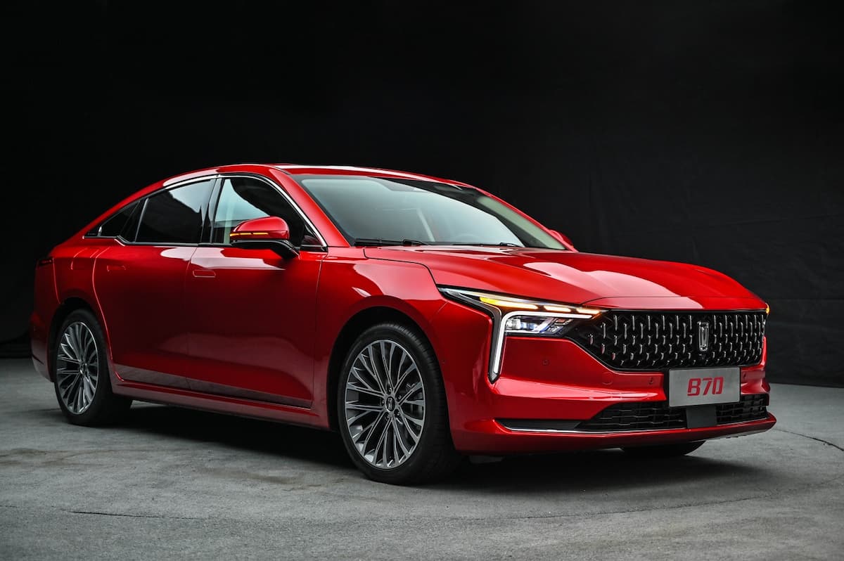 سيارة بيستون الصينية سيارة بيستون الصينية