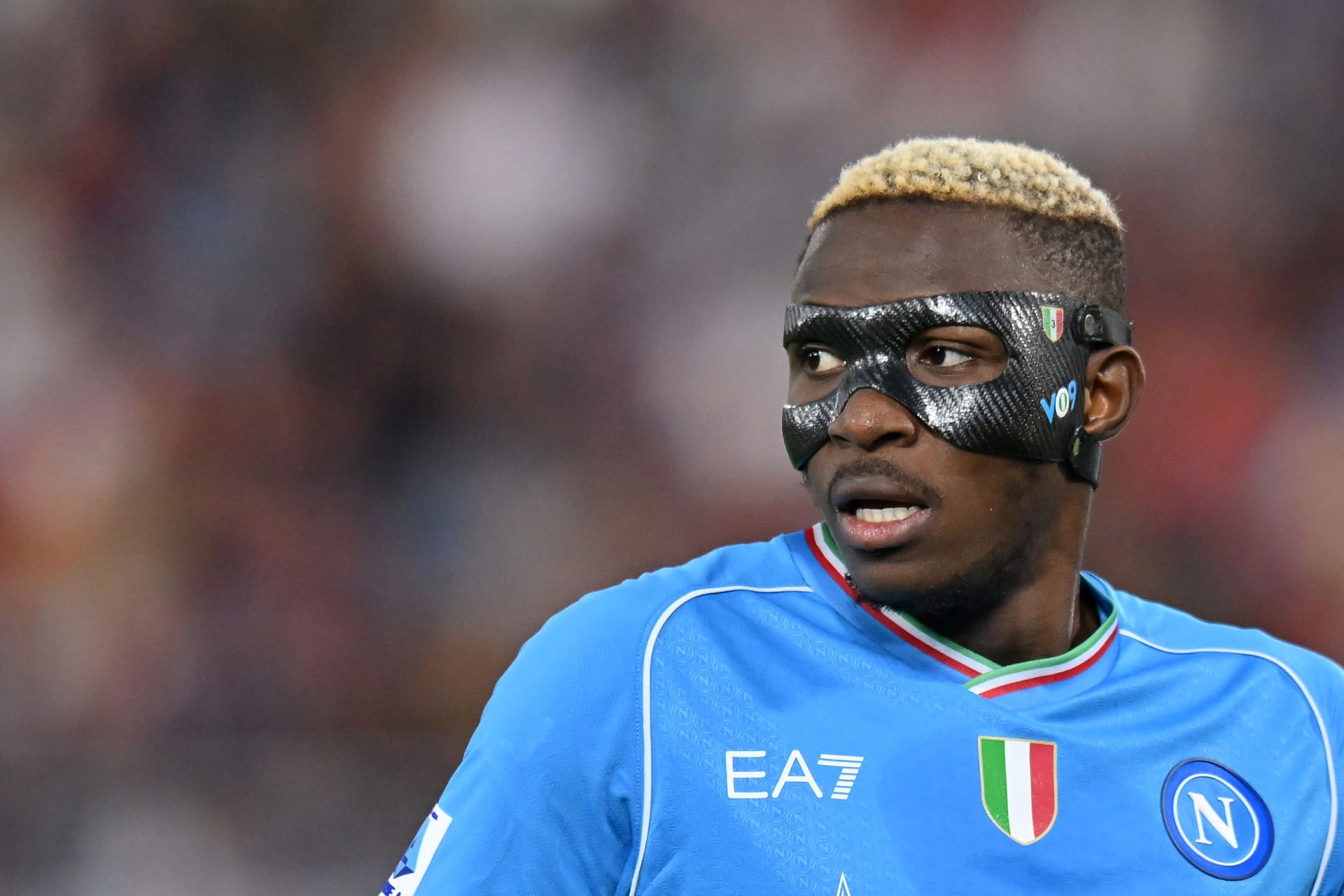 أوسيمين يرفض نادي الهلال السعودي ويفضل التعاقد مع يوفنتوس الإيطالي