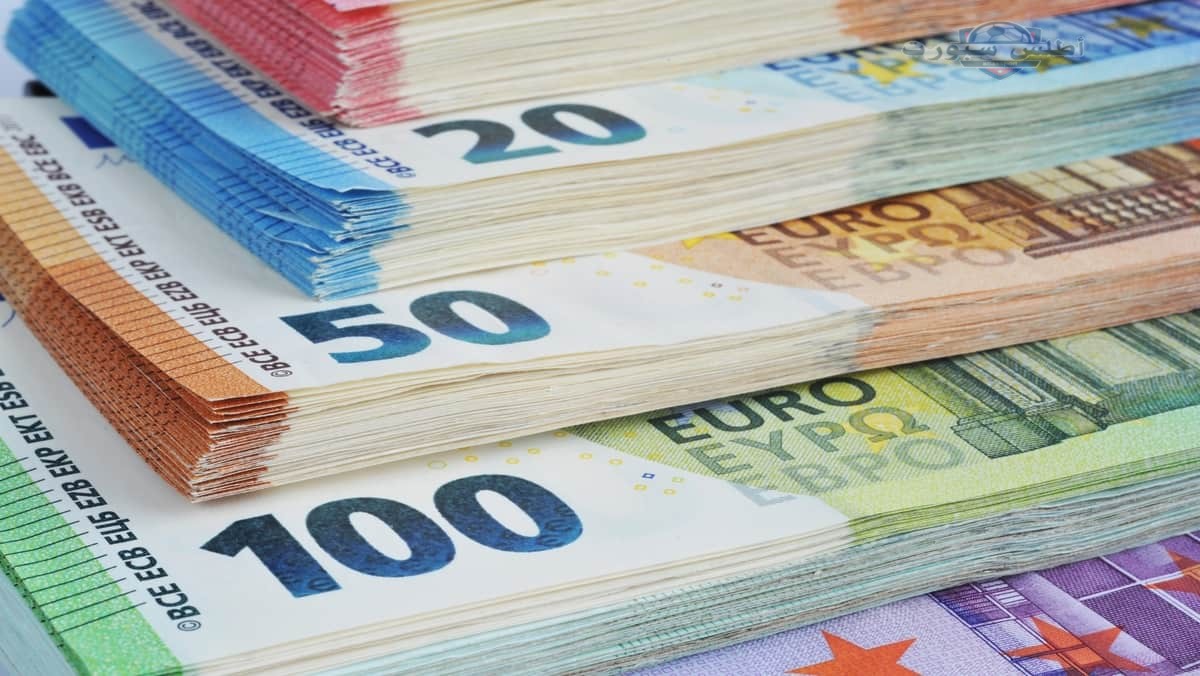 بمنتصف التعاملات اليومية .. سعر اليورو مقابل الجنيه المصري اليوم الأحد 18 مايو | اختلاف أداء العملة الأوروبية