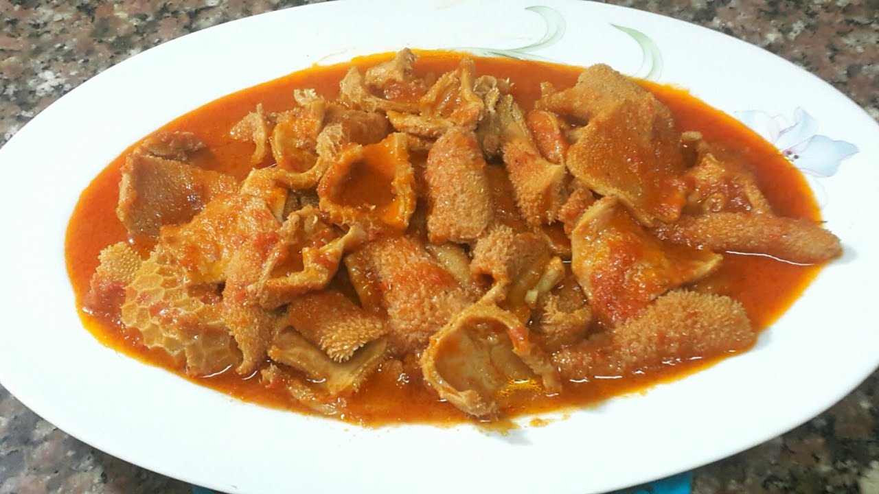 كرشة بالصلصة والحمص