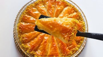 كيكة الجلاش الذهبية