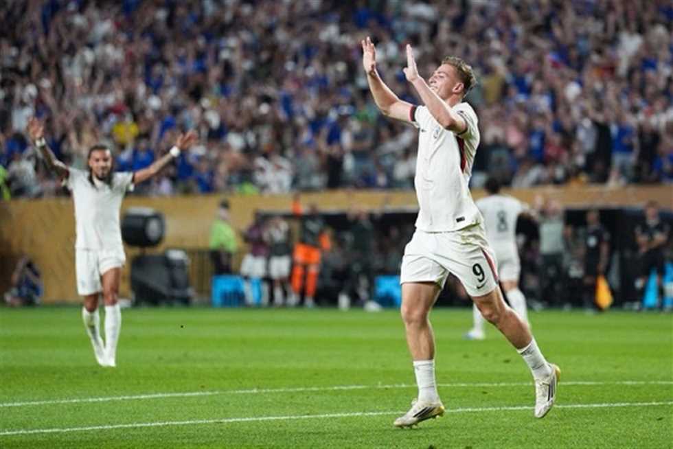 القنوات المفتوحة الناقلة لمباراة تشيلسي وفلومينينسي اليوم