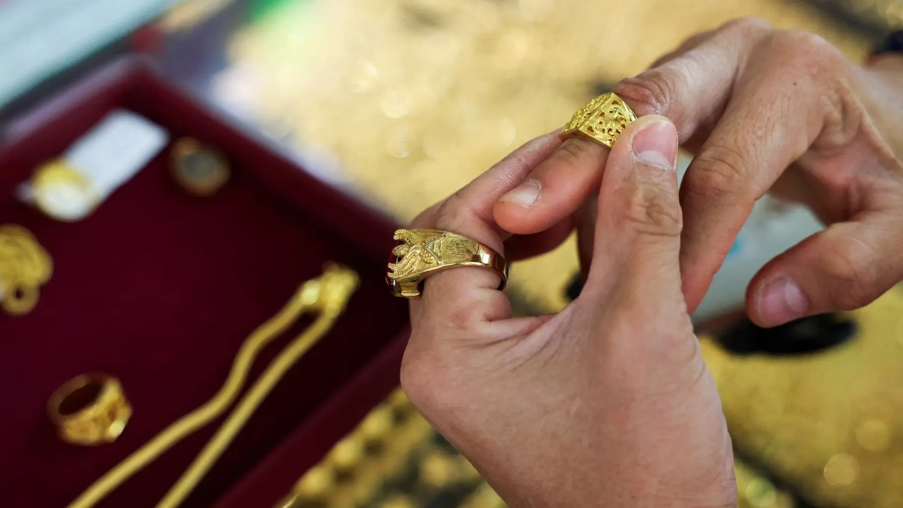 أخر تحديث لـ سعر الذهب عيار 21 اليوم بتاريخ 11 من أغسطس 2025