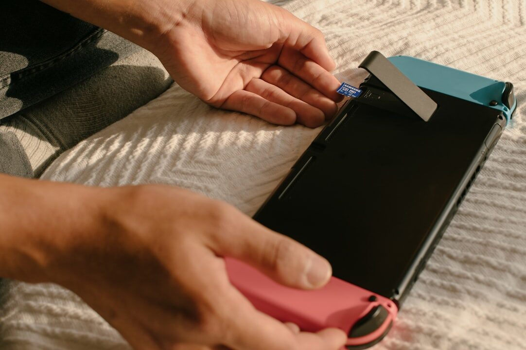 النافس الأكبر لهواتف الأيفون.. مواصفات هاتف Samsung Galaxy S25 FE